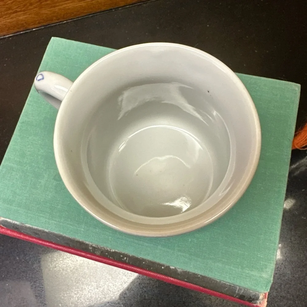 Williams Sonoma Grande Cuisine Blue White Leaf Mug